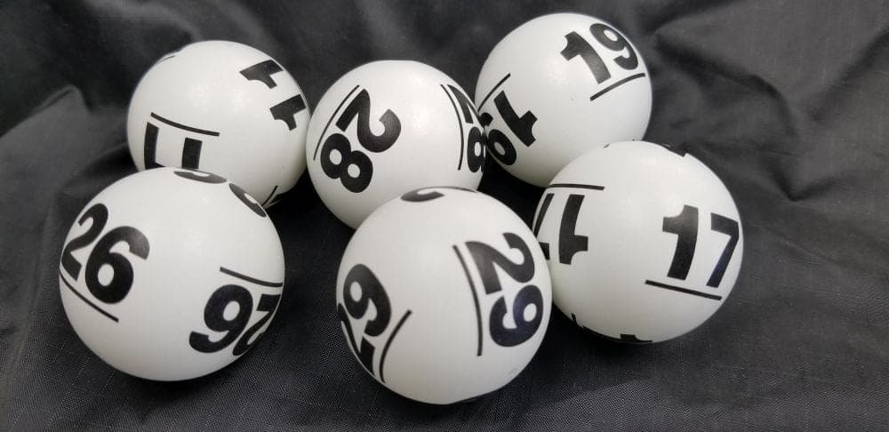 38mm and 40mm table-tennis lottery balls