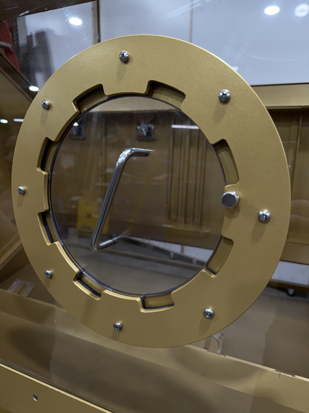 Gold Drum — Detail